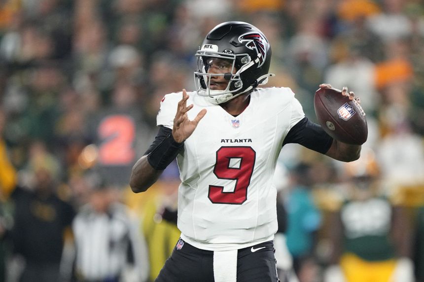 Michael Penix Jr. during Falcons Packers game