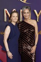 Jodie Foster’s Dating History: From Coparent Cydney Bernard to Wife Alexandra Hedison