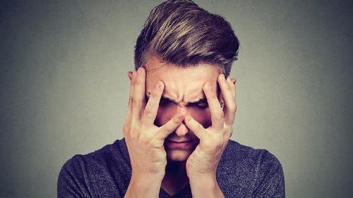 人疯了是什么症状