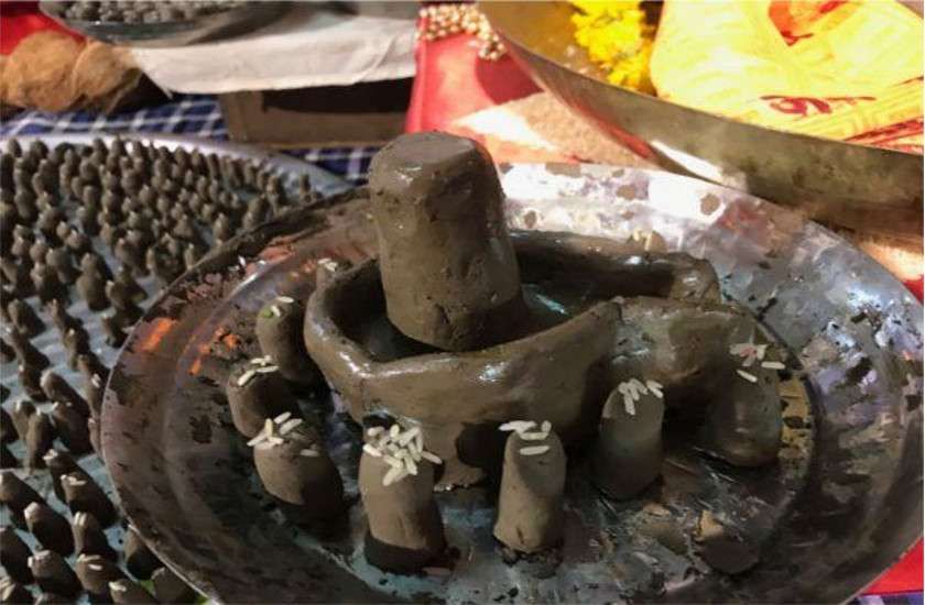 Get the Parthiv Shivling worship done on Sawan Monday, know the rules and benefits