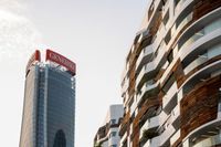 UniCredit (UCG) Heats Up Italy Finance Battle With New Generali Stake - Bloomberg