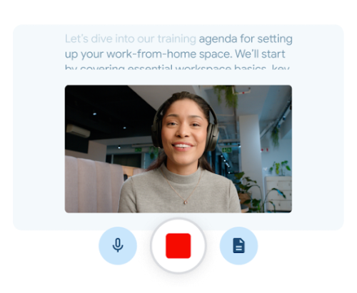 一名团队成员借助上方的提示脚本自行录制视频