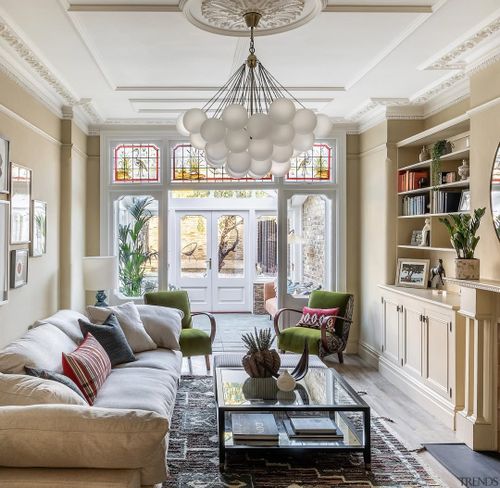 The Light-Flooded Classic Victorian Living Room