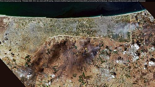 Fires_in_Israel_and_the_Gaza_strip_-_7_October_2023_(53245908850).jpg