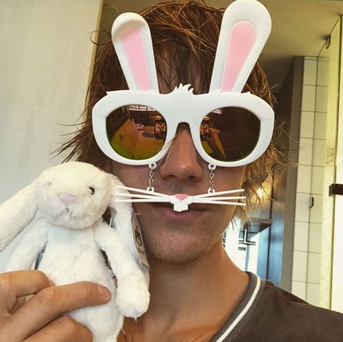  From Teen Idol to Global Icon: Justin Bieber's Enduring Legacy