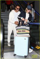 Sydney Sweeney & Fiancé Jonathan Davino Share a Laugh While Arriving in L.A.: Photo 5034032 | Photos | Just Jared: Celebrity News and Gossip | Entertainment