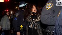 Demonstrators protest arrested near Sen. Chuck Schumer's New York home | Fox News