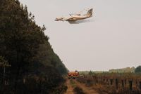 France, Spain battle on against wildfires amid another heat wave - UPI.com