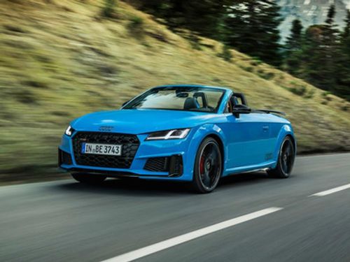 奥迪TTS外观实拍图