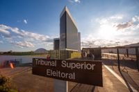 TSE extingue ação por abuso de poder contra Bolsonaro e Braga Netto