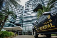 PF indicia Careca do INSS, ex-presidente do órgão e mais 46 por descontos indevidos em aposentadorias