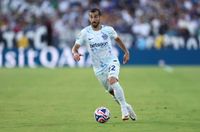 Chivu To Start Tried & Tested Midfielder Trio In Juventus Vs Inter Milan Serie A Clash – Ex Man City Star To Make Full Debut Right Away - Yahoo Sports