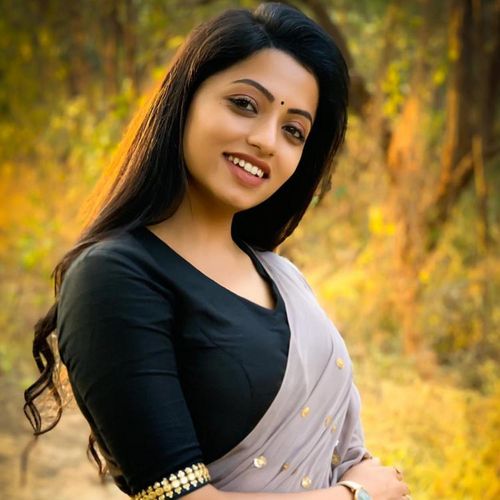 Navya Swamy Biography Photos