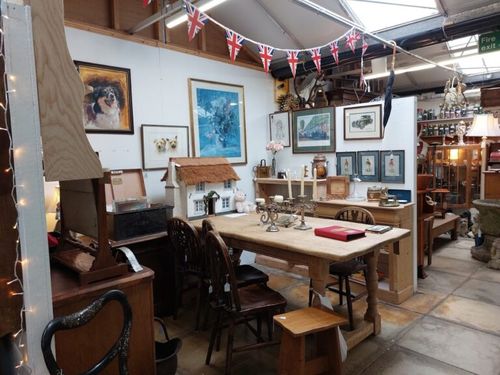 Yarnton Antiques