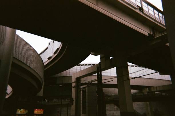 Under the expressway Under the expressway in city under freeway overpass stock pictures, royalty-free photos & images