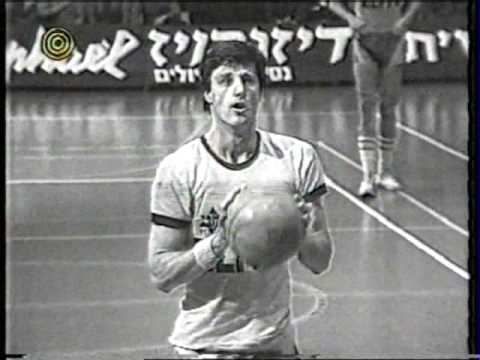 מעורב הופס ליום חמישי: החמישייה שלי – עודד קטש, מיקי ברקוביץ', דורון ג'מצי', דני אבדיה, תנחום כהן-מינץ. 'האיש ה-6' נדב הנפלד; 'האיש השביעי' עומרי כספי