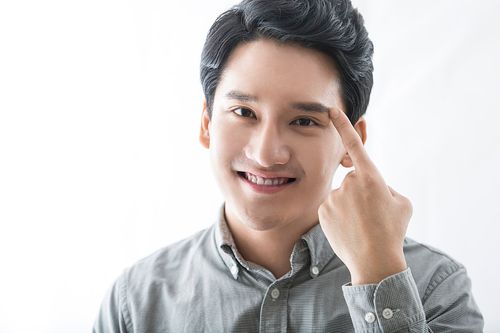 东方男士肖像图片下载