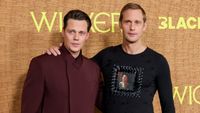 Alexander Skarsgard Wears Shirt with Co-Star Olivia Colman's Face On It, Gets Brother Bill Skarsgard's Support at 'Wicker' Premiere in Los Angeles - Just Jared
