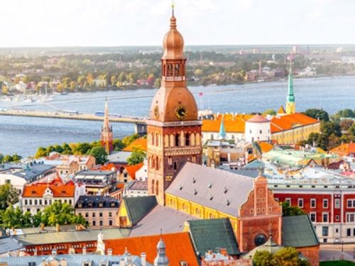 波罗的海古城巡游