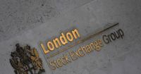 In latest snub to London, travel firm TUI flies to Frankfurt | Reuters