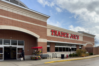 Trader Joe’s Has Gladiolus Flowers for Fall: Here’s What to Do with Them - Better Homes & Gardens