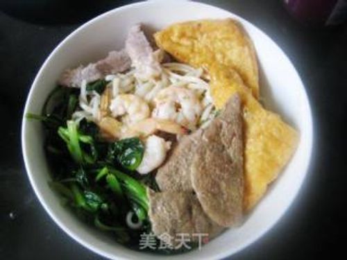 Street food stall in Xiamen serving Shacha Noodles