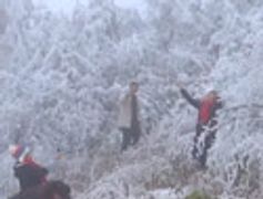 黔江迎万亩雾凇