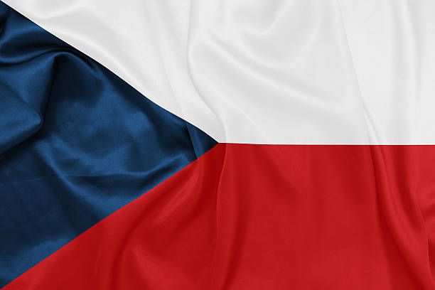 Čekijos Respublika – plevėsuojanti nacionalinė vėliava ant šilko tekstūros Čekijos Respublika – plevėsuojanti nacionalinė vėliava ant šilko tekstūros čekijos vėliava akcijų nuotraukos, nemokamos autorinės teisės nuotraukos ir vaizdai