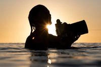 10 Essential surf and water photography tips for beginners — Lou Lou B Photo