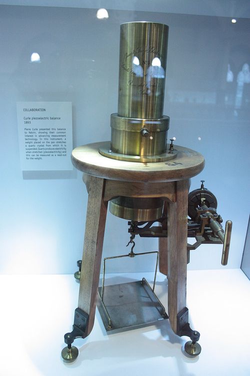 Piezoelectricity - Wikipedia