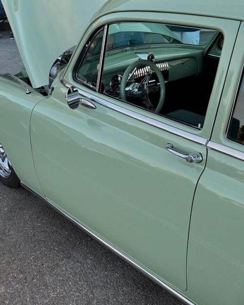 Minty mint Mint Green Car Design, Mint Green Car, Mint Green Car Style, Mint Green Sports Car, Pastel Green Car, Sage Green Car Color, Mint Green Car Inspiration, Mint Green Car Aesthetic, Light Sage Green Car