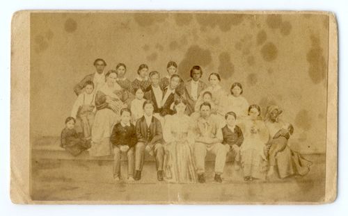 chang eng bunker with 18 children and slave