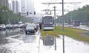 Flood-Disrupted Railway Resumes Traffic In China