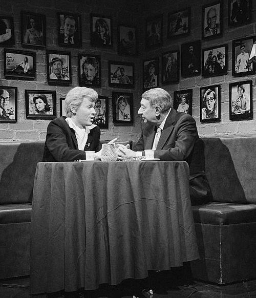 Episode 17 -- Air Date --Pictured: Billy Crystal as Fernando Lamas, Howard Cosell as himself