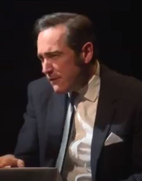 Bertie_Carvel_in_'Ink'_2019.jpg