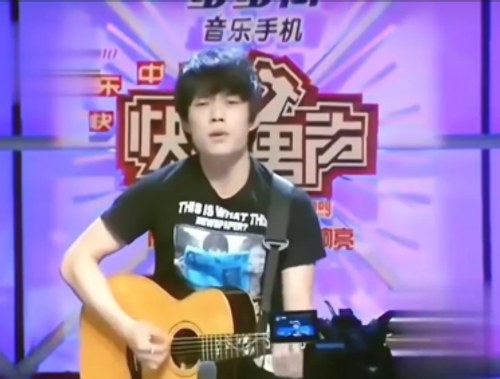 参加《2010快乐男声》节目照