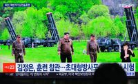 Kim Jong Un Tests New North Korea Rockets to Strike Seoul, Perhaps Sell to Putin - Bloomberg