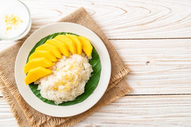 Photo mango with sticky rice