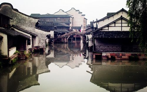 Evening lights in Wuzhen Water Town