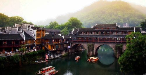 Historic bridges and architecture in Fenghuang Ancient Town
