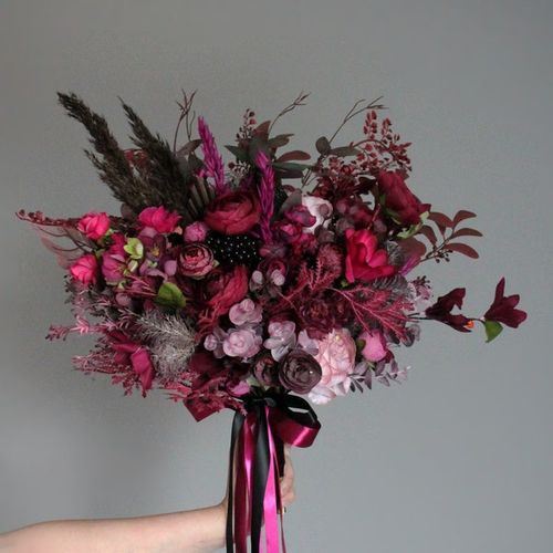 Marsala wedding bouquet,Deep purple flowers bouquet,Halloween wedding bouquet,Dark Purple bouquet,Fall halloween bouquet,Boho Bouquet