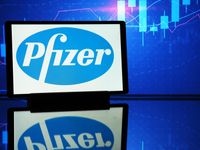 After A 30% Fall In A Year Is Pfizer Stock A Better Pick Over Merck?