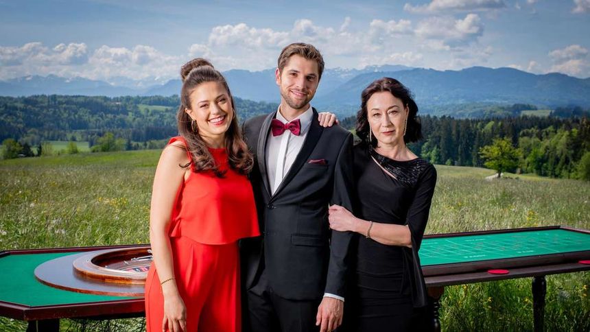 Maxi, Henry und Sophia aus „Sturm der Liebe“.