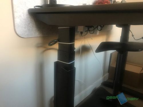 Fully's Jarvis Standing Desk Is the Best Setup for Your Home