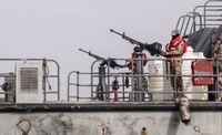 Arab News | Yemeni forces thwart Houthi Red Sea attacks, seize drone components