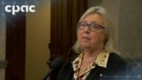 Elizabeth May responds to Pierre Poilievre’s comments on RCMP and Justin Trudeau – October 20, 2025 - YouTube