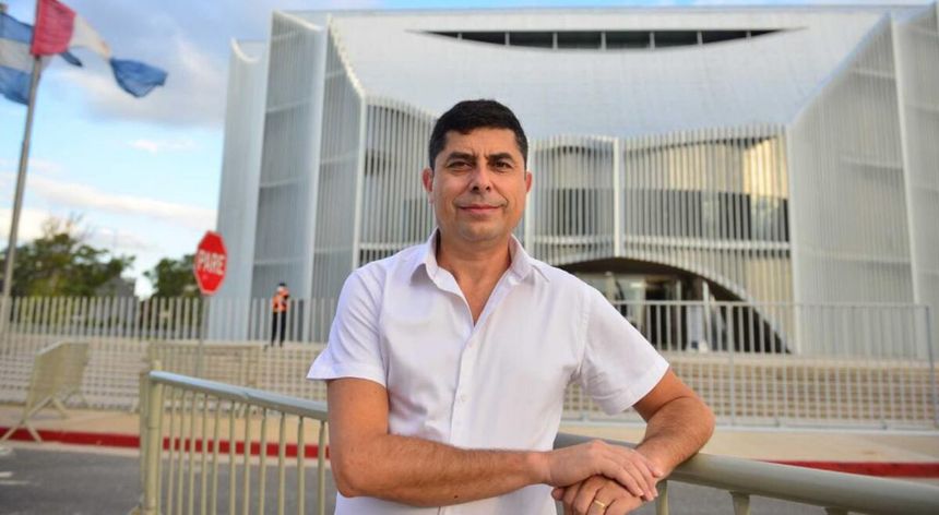 CITA CON LA VIDA. Gerardo Grosso llega a la Legislatura. (José Hernández)