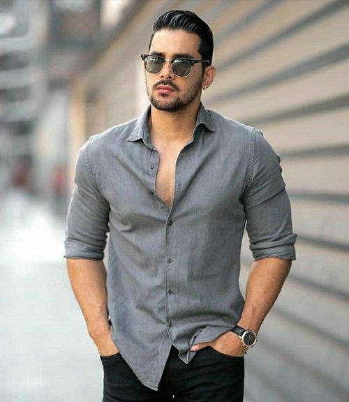 Salman Khan Suit Style, Salman Khan Jeans Style, Shirt Outfit Men, Mens Business Casual Outfits, Mens Smart Casual Outfits, Men With Street Style, Mens Casual Outfits Summer, Designer Suits For Men, Men Fashion Casual Shirts