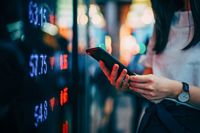 Stock market today: Dow, S&P 500, Nasdaq drop after sharp tech sell-off, oil prices rise - Yahoo Finance