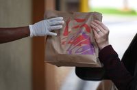 CDC, FDA link Taco Bell lettuce supplier to multistate cyclosporiasis outbreak - The Washington Post
